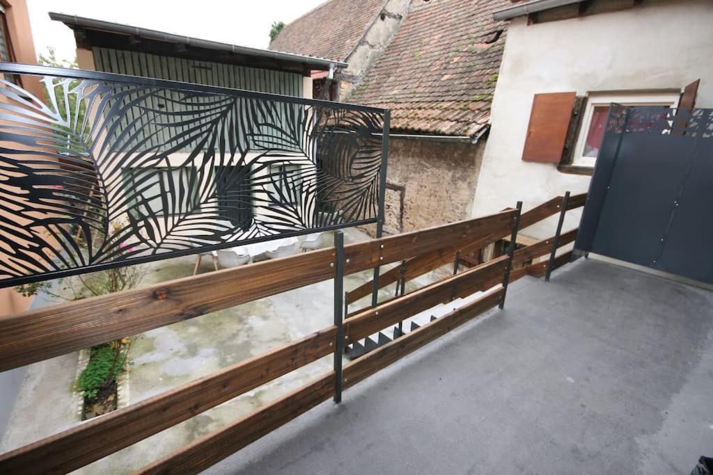 Aux Quatre Vents Avec Terrasse Ferienhaus