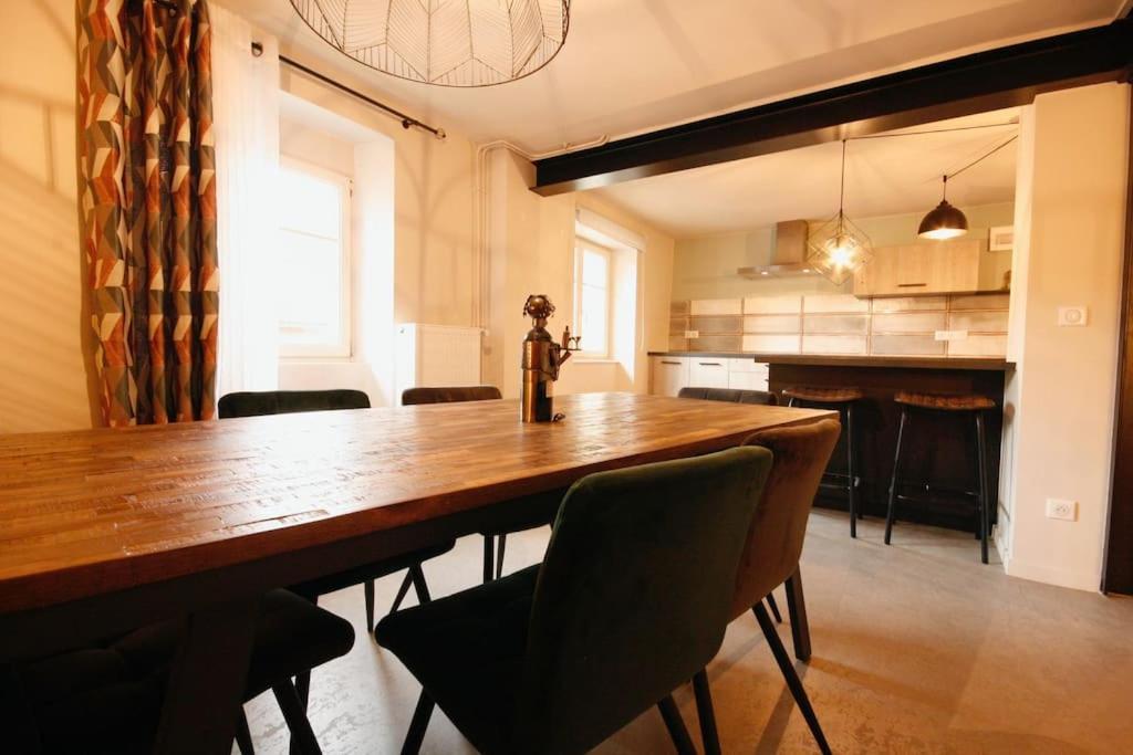 Aux Quatre Vents Avec Terrasse Ferienhaus